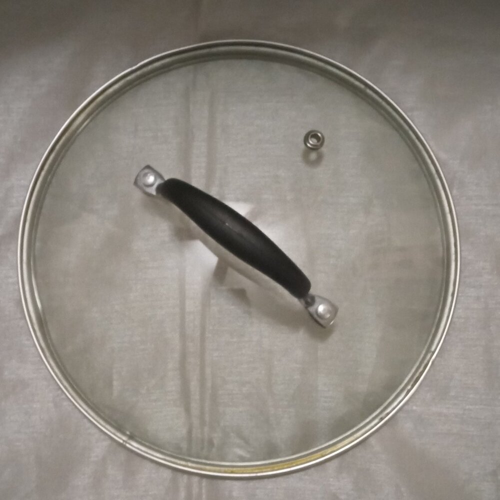 Replacement cook cover silver all around top of handle black